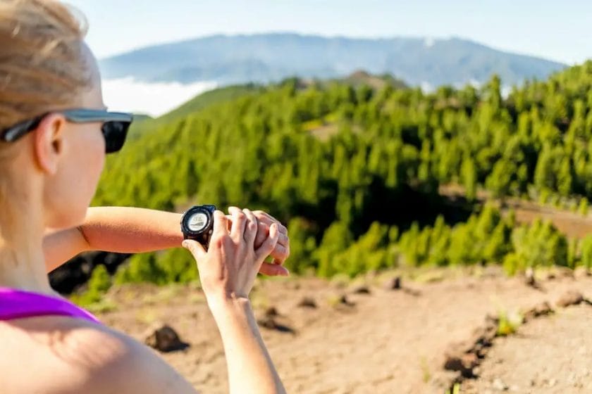 montre trekking - Meilleures montres pour trekking avec GPS et altimètre - montre - guide - tu montres